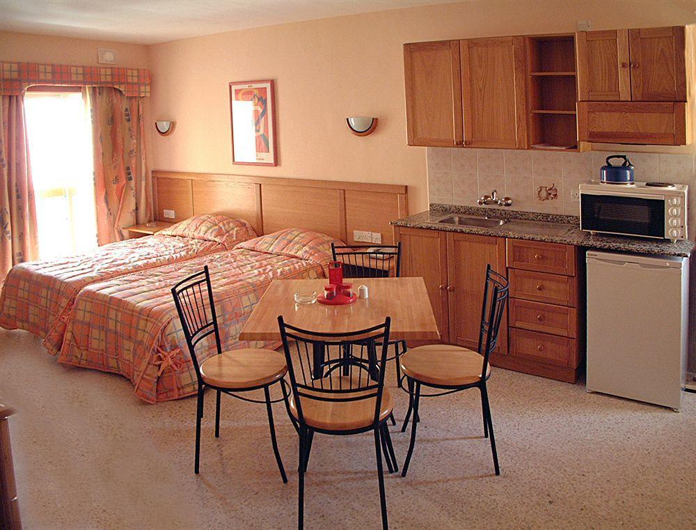 Blubay Apartments By St Hotels Gzira Номер фото