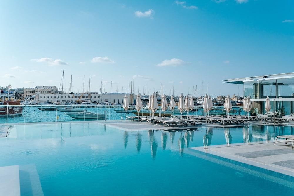 Blubay Apartments By St Hotels Gzira Екстер'єр фото