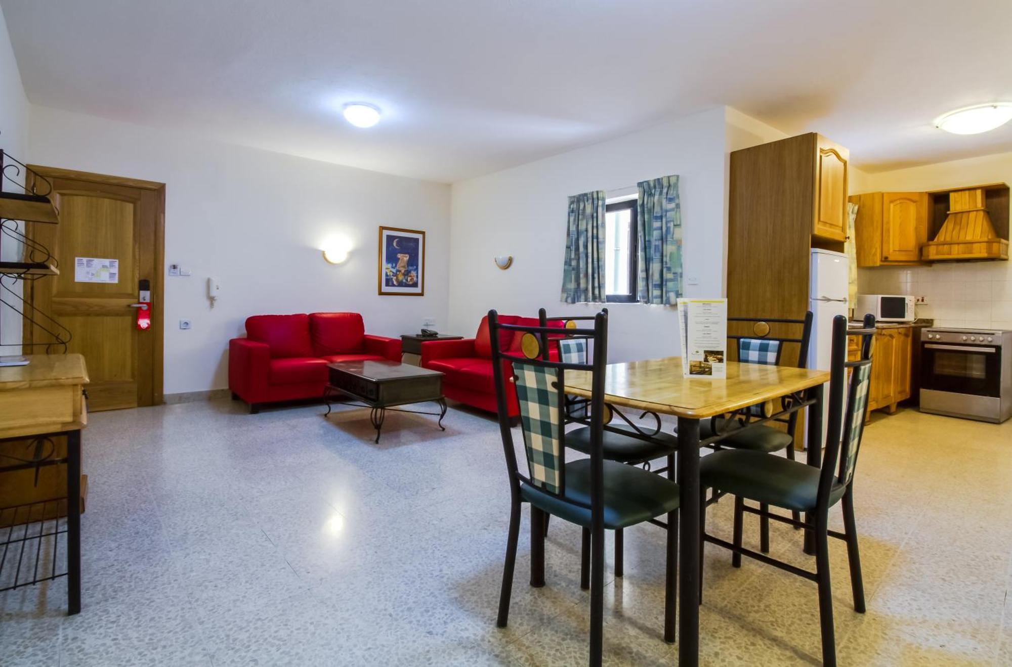 Blubay Apartments By St Hotels Gzira Номер фото